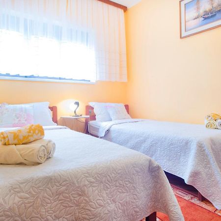 מאלינסקה Apartments Karmelic מראה חיצוני תמונה